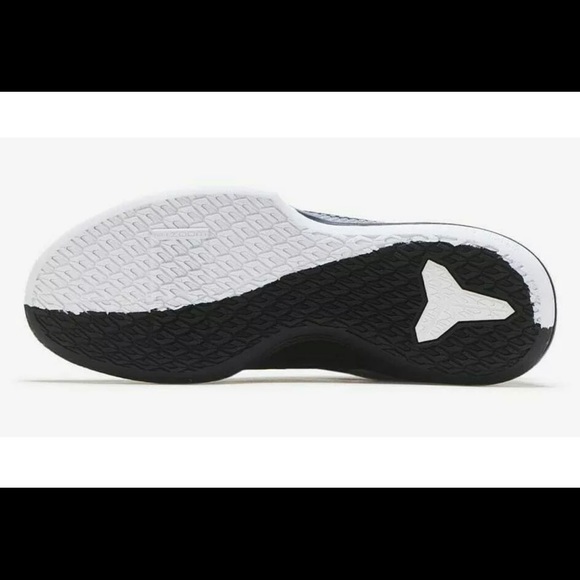 Nike Mamba Fury CK2087 001 Kobe Bryant Sizes - Picture 6 of 7